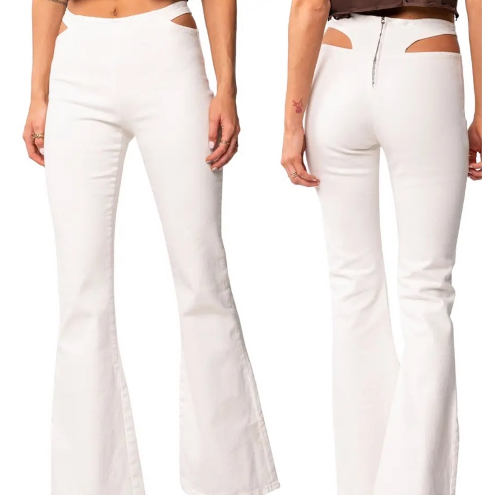 Edikted Kira Cutout High Waist Flare Jeans